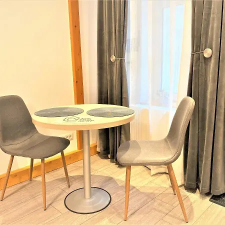 The Old Town Nest Apartamento Braşov