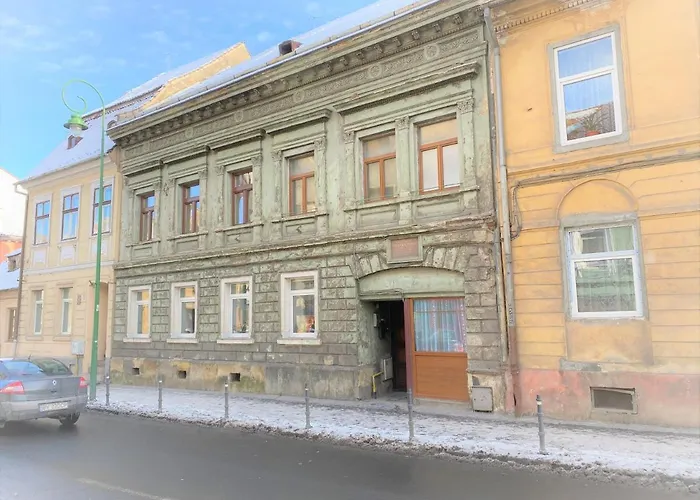 The Old Town Nest Apartment